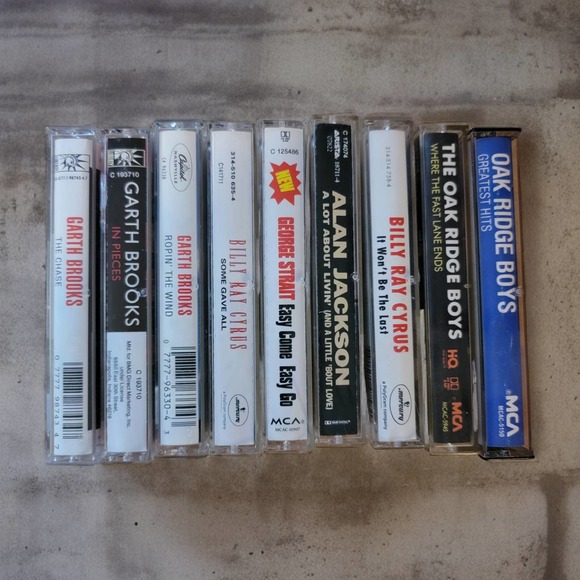 Country Music Cassette Lot - Billy Ray Cyrus, Garth Brooks, Alan Jackson - Picture 2 of 2